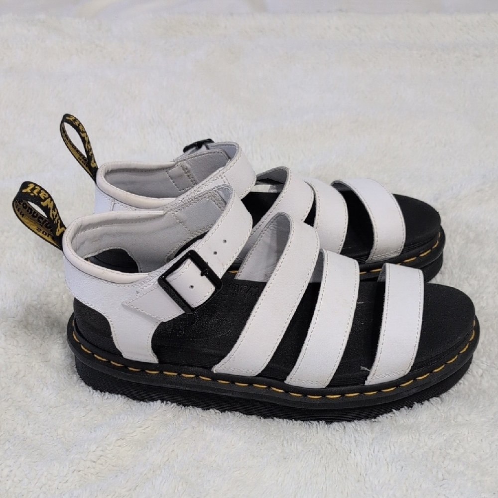 DR MARTENS BLAIRE Women 9 White Platform Sandals Like New